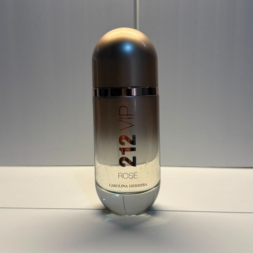 Carolina Herrera 212 VIP Rosé